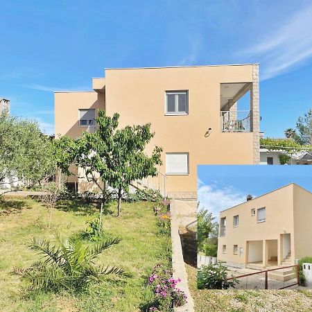 Apartmani Solis Vir Exteriör bild
