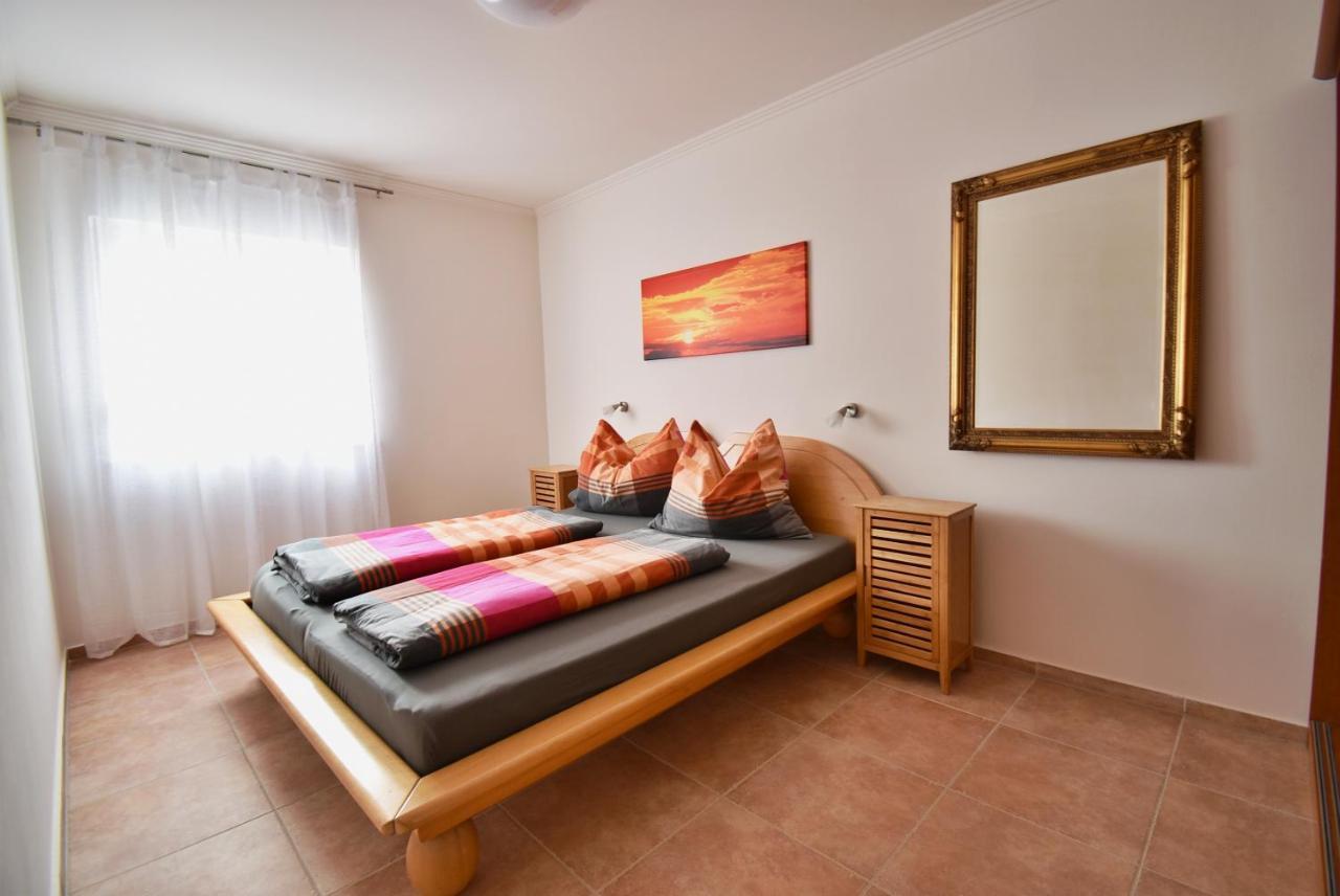 Apartmani Solis Vir Exteriör bild