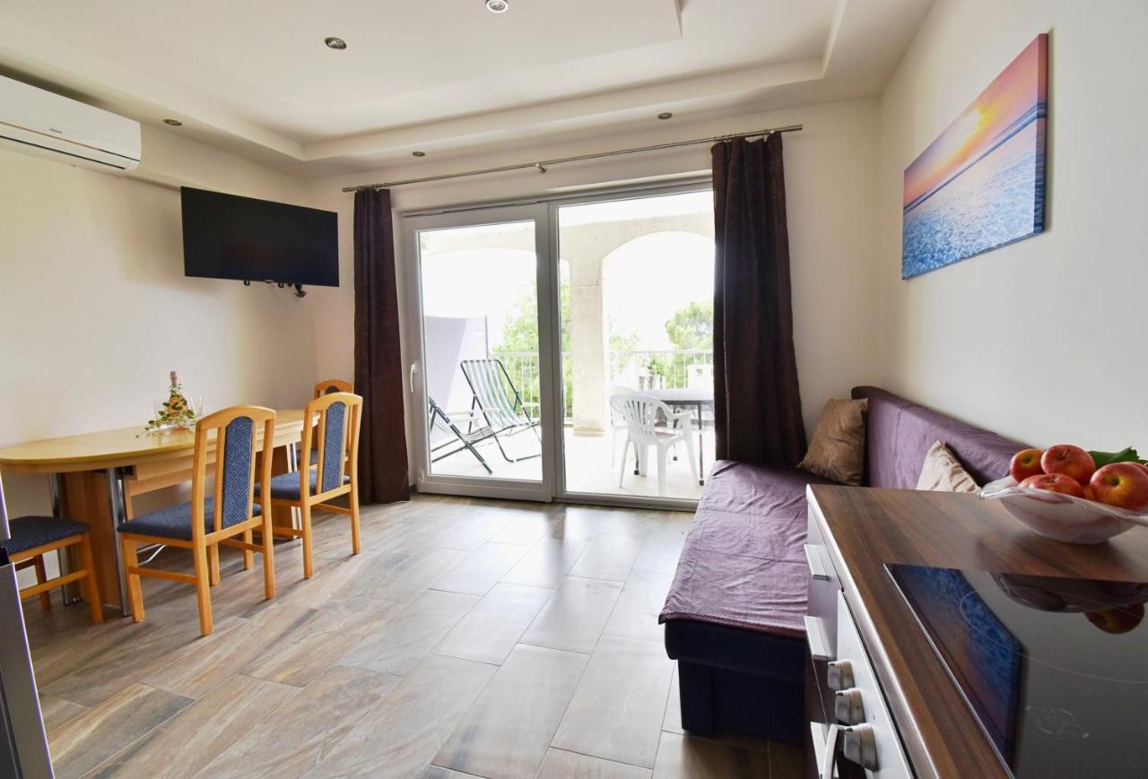 Apartmani Solis Vir Exteriör bild