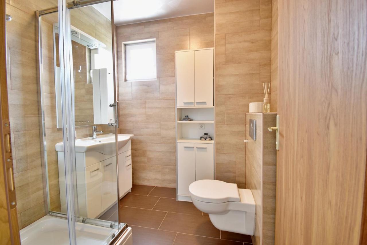 Apartmani Solis Vir Exteriör bild